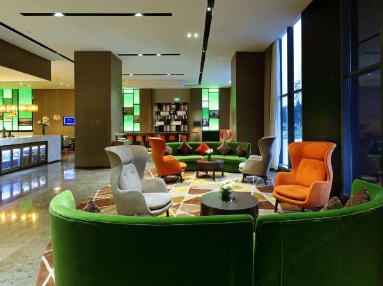 Hampton By Hilton Suining Hedong New District China 28/48
