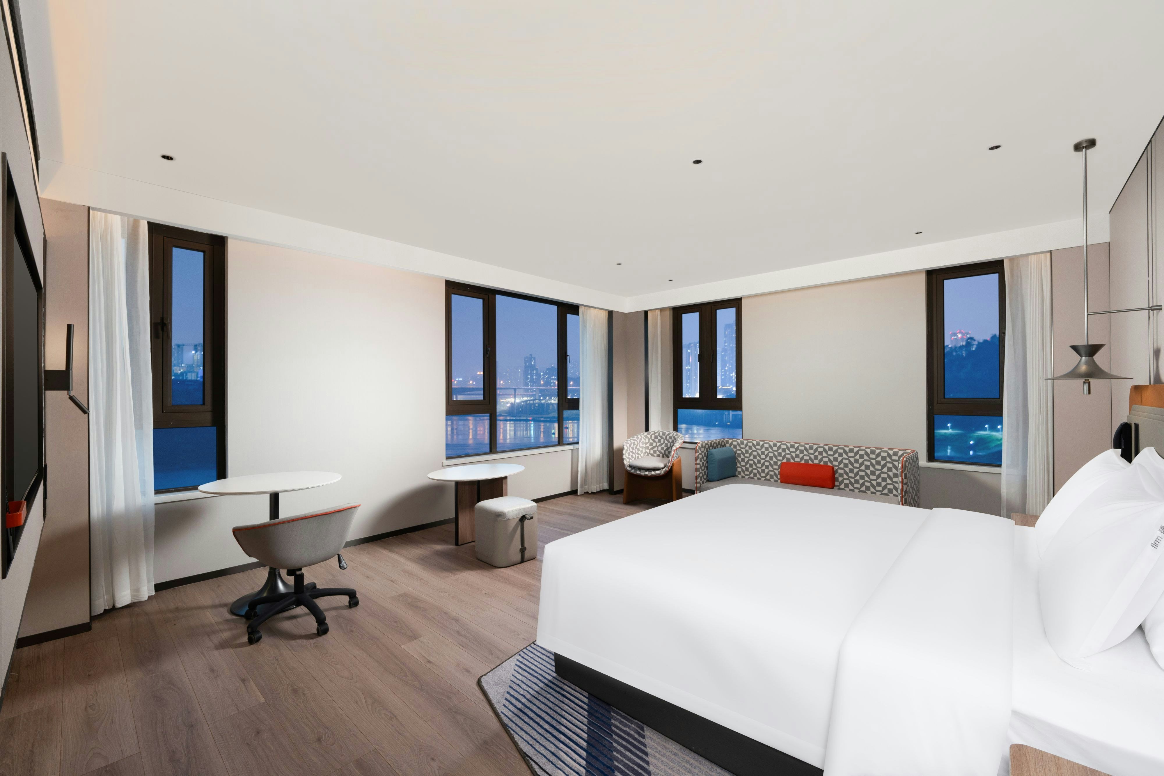 Holiday Inn Express Chongqing Ciqikou Ancient Town 13/50