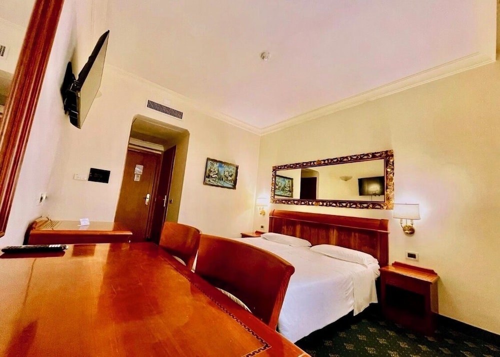 Hotel Champagne Palace 18/67