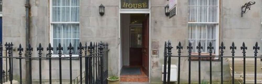 Sakura Edinburgh Guest House 4/20