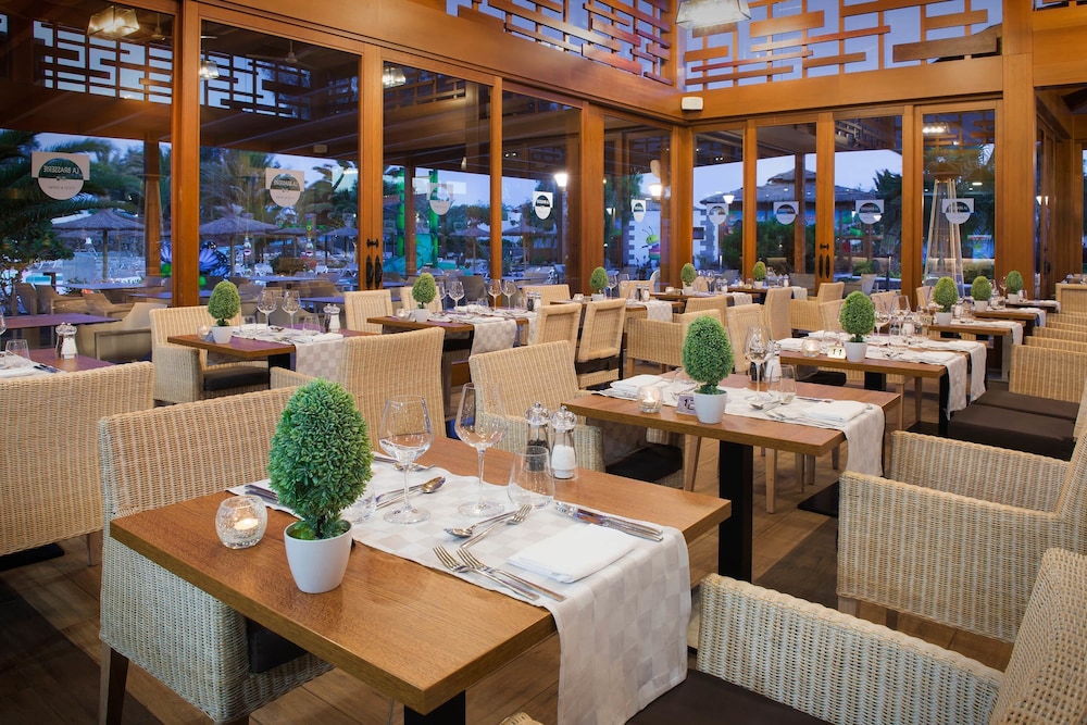 Elba Lanzarote Royal Village Resort 41/56