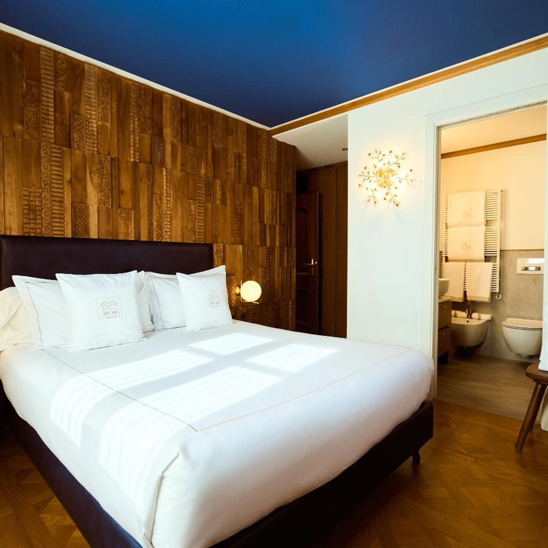 غرفة قياسية بسرير مزدوج، Ambra Cortina Luxury Fashion Boutique Hotel 9/10