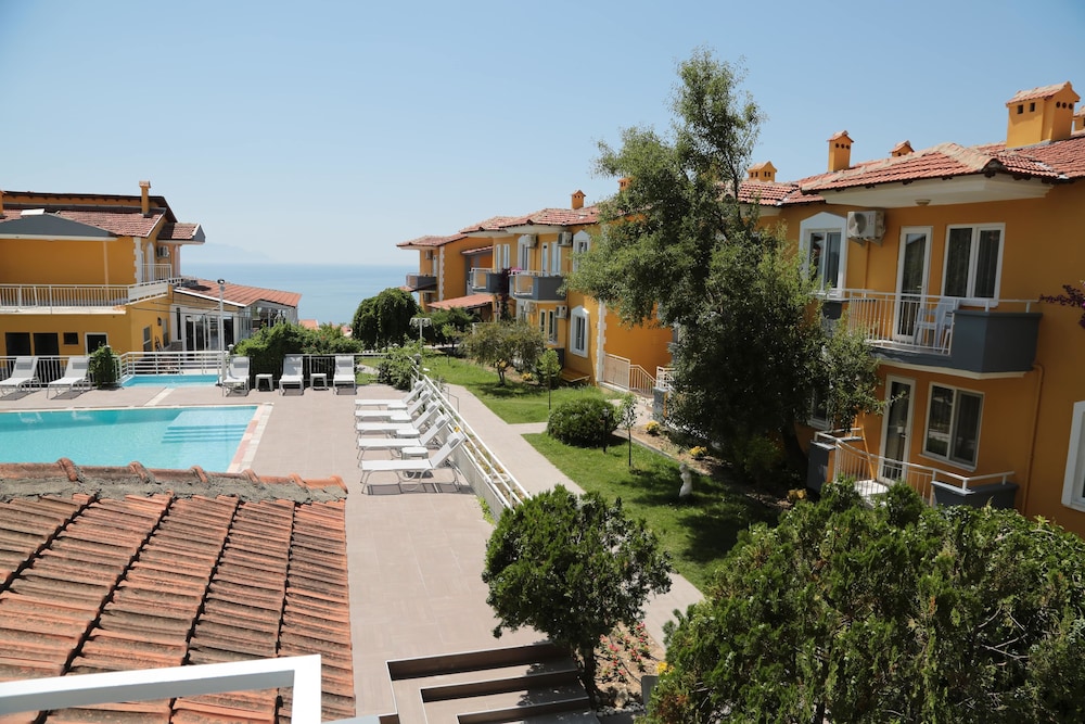 Merveille Hotel 39/48