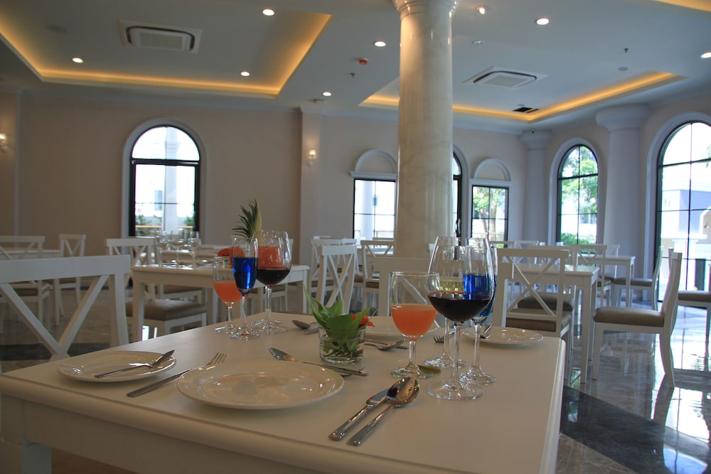 The Green View Hotel 33/50