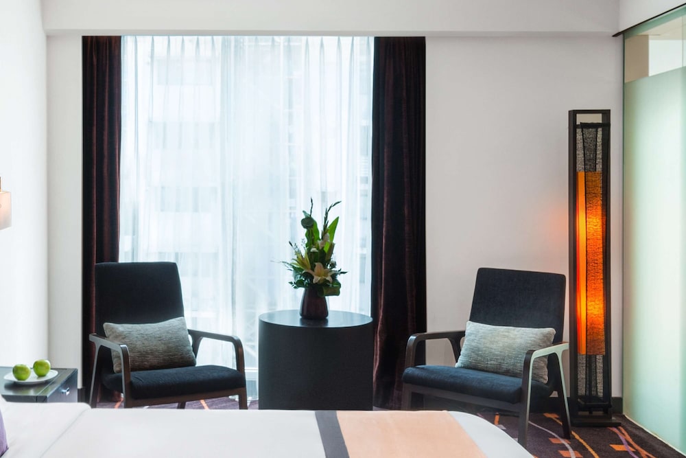 RADISSON SUITES BANGKOK SUKHUMVIT 51/73