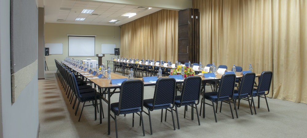 Protea Hotel by Marriott Lusaka Cairo Road 45/51