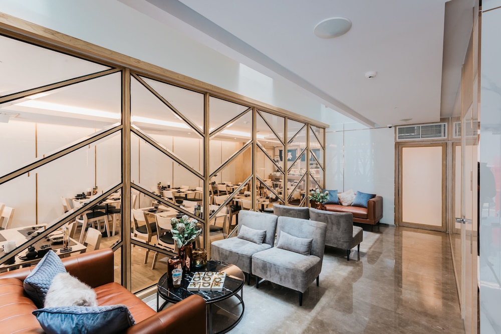 Artino Hotel 11/16