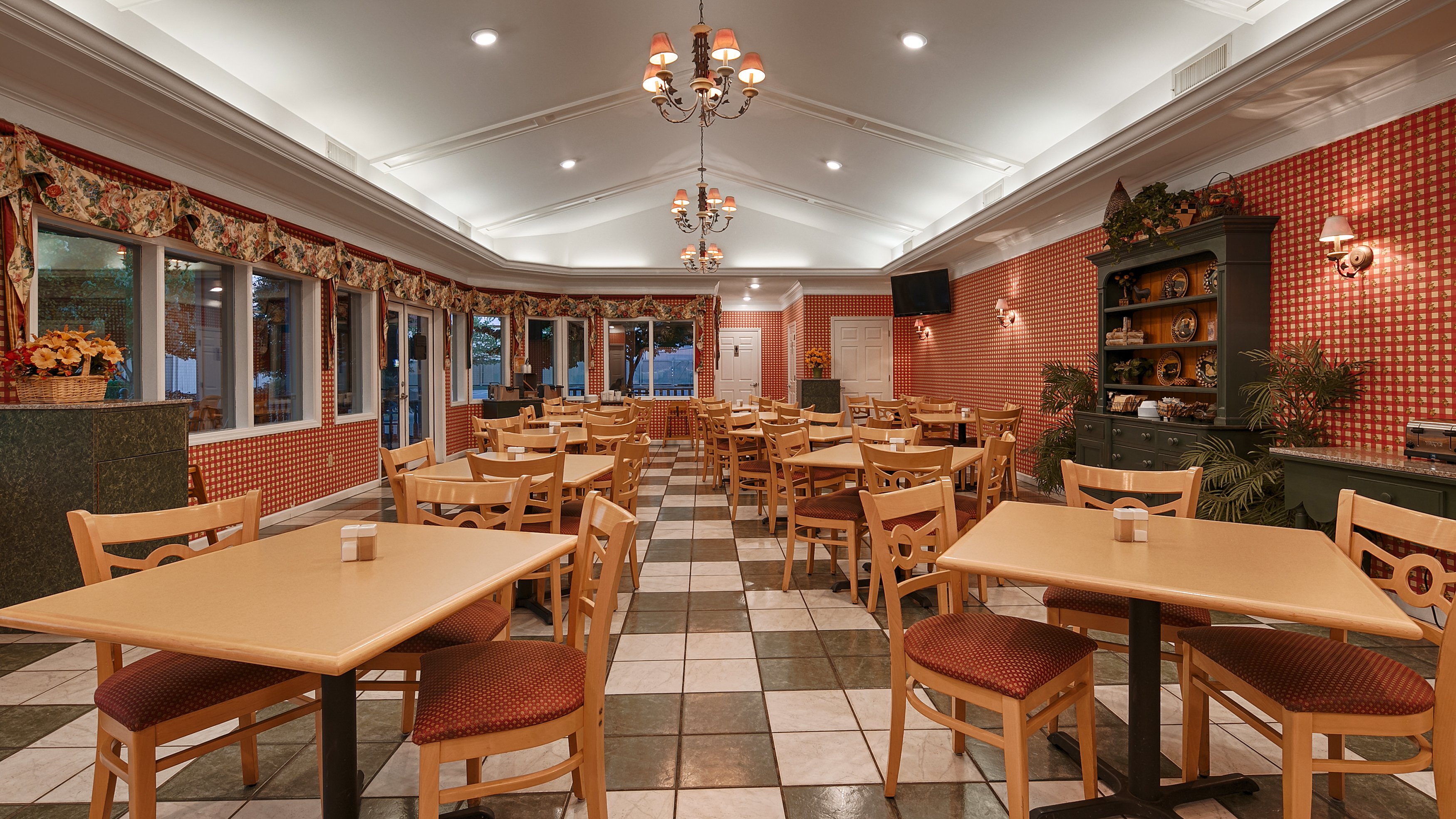Best Western Plaza Inn 58/78