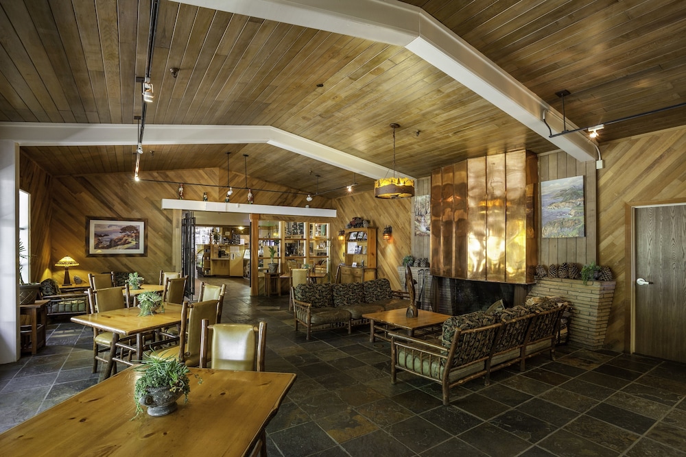 Big Sur Lodge 55/67