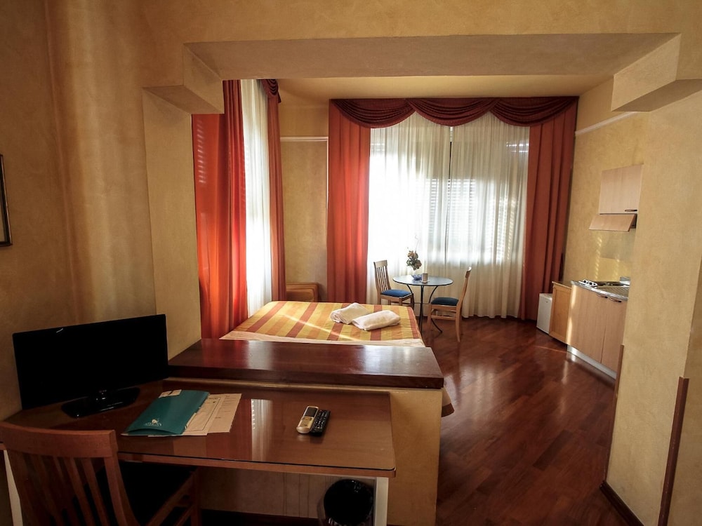 Hotel Soggiorno Athena 34/64