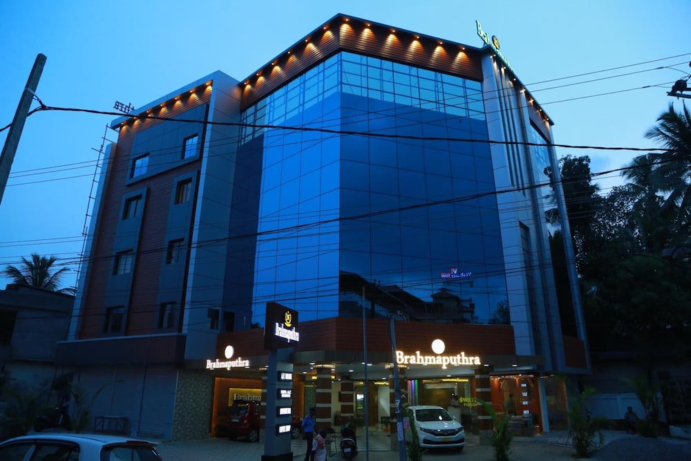 Hotel Brahmaputhra 1/33