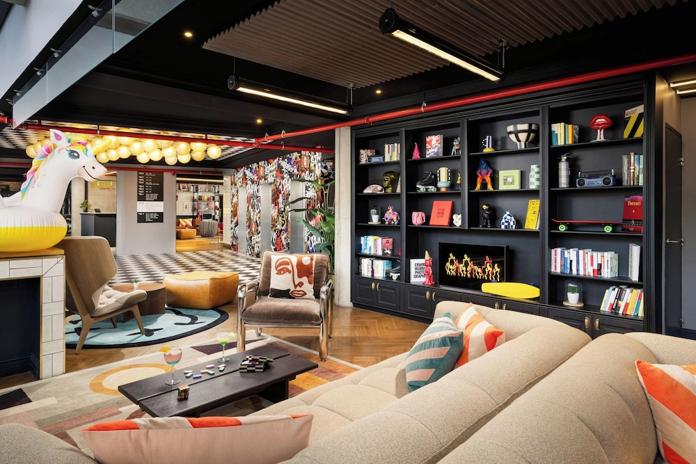 Moxy Paris La Villette 36/56