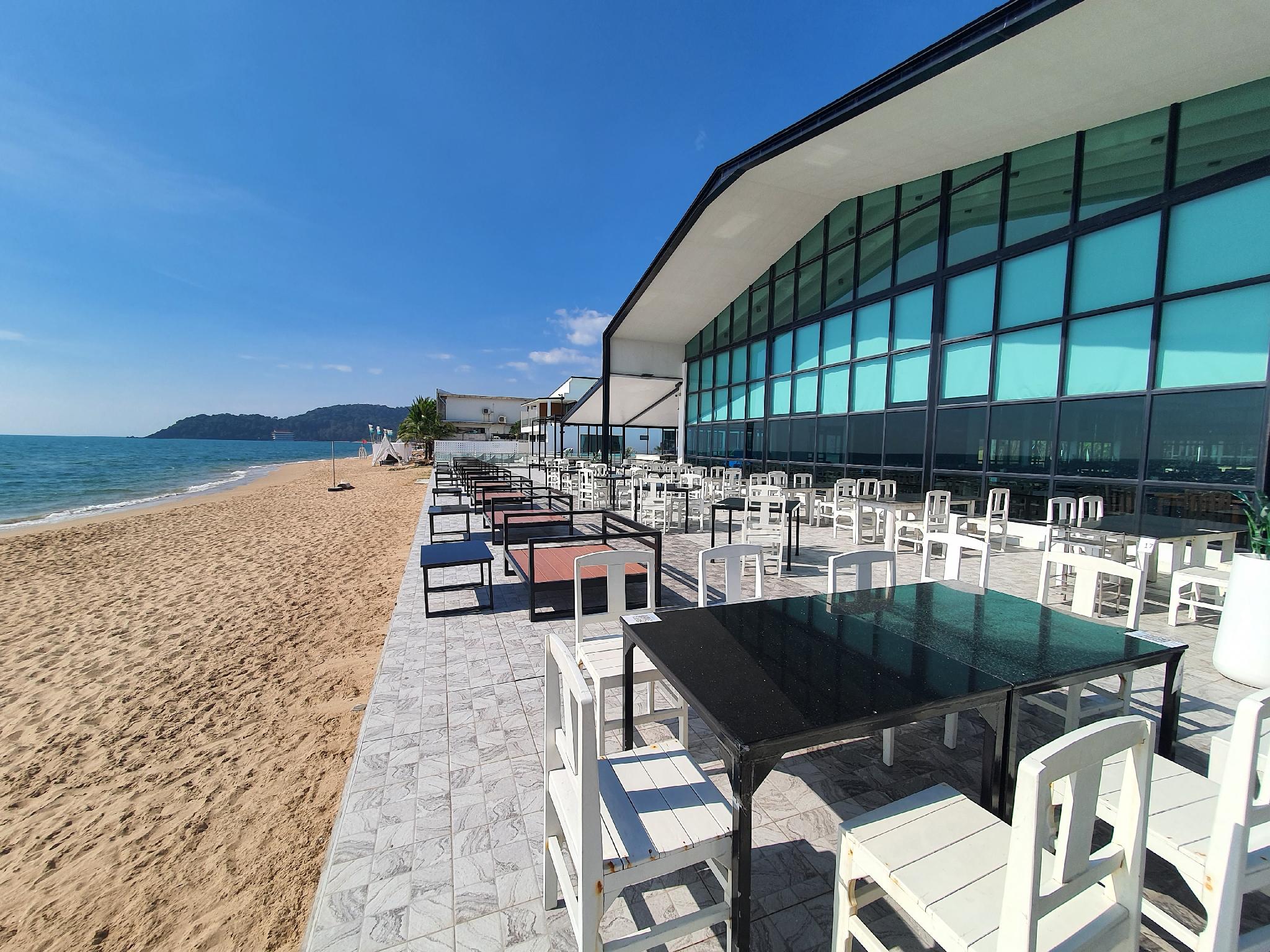 Rattana Pura Beach Resort 43/54