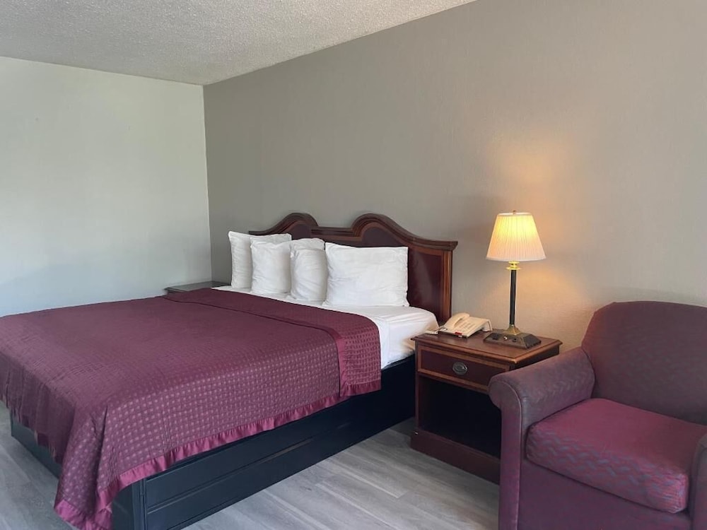 Motel6 Lugoff, SC 17/28