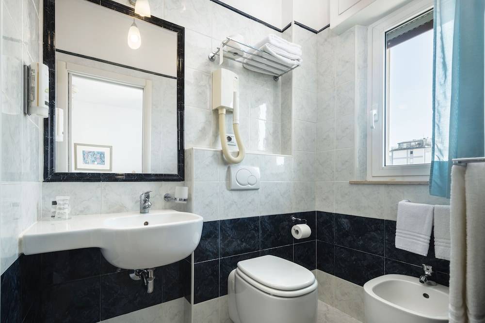 Hotel Poseidon & Nettuno 59/63