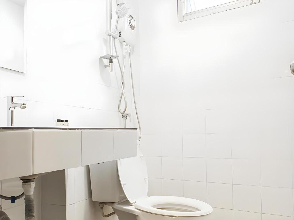 B2 Santitham Boutique And Budget Hotel 44/44
