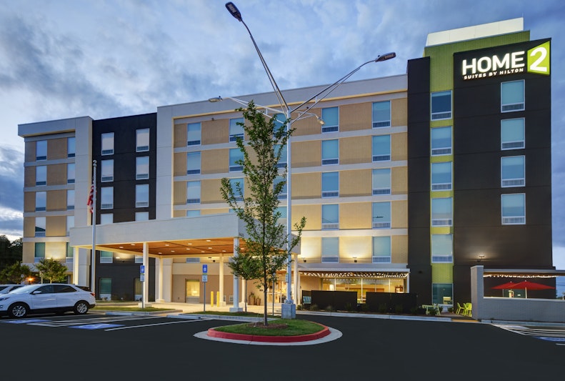 Home2 Suites by Hilton Atlanta Airport North 24/26