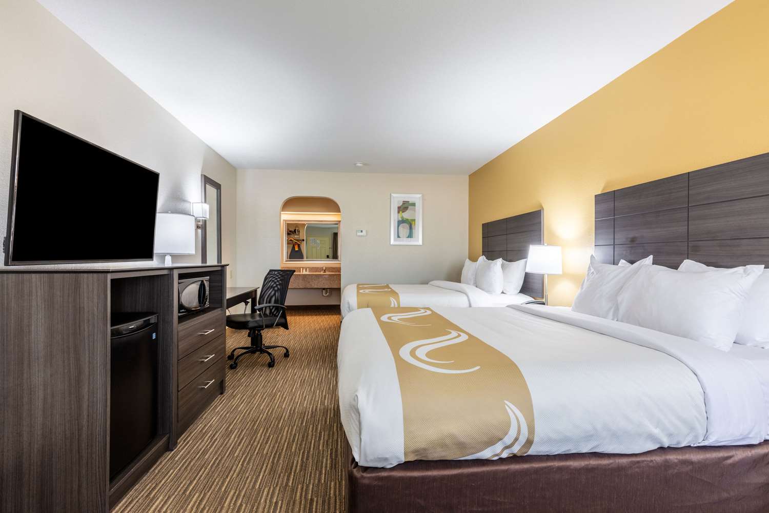 Room, 2 Queen Beds, Smoking