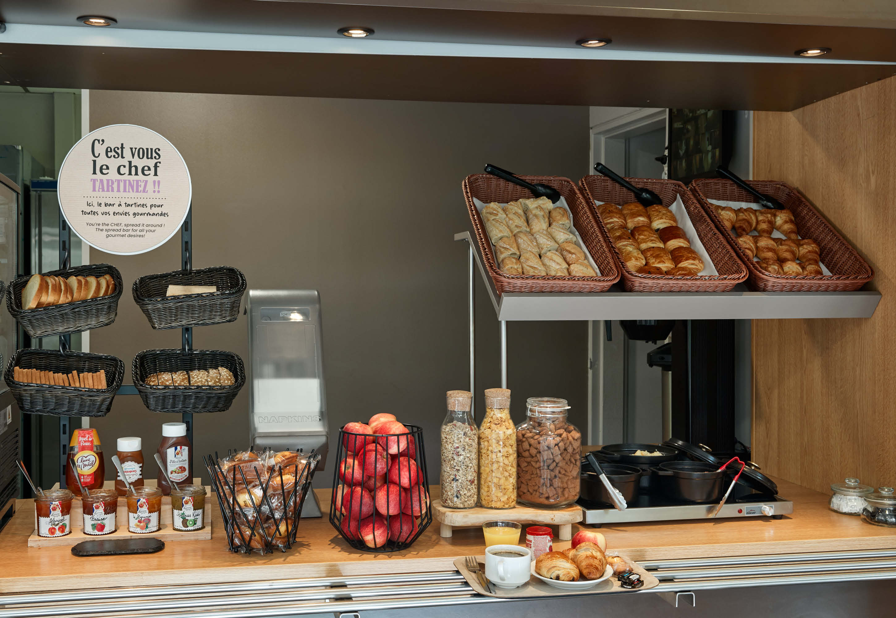B&B HOTEL Orly Rungis Aeroport 2 etoiles 7/17
