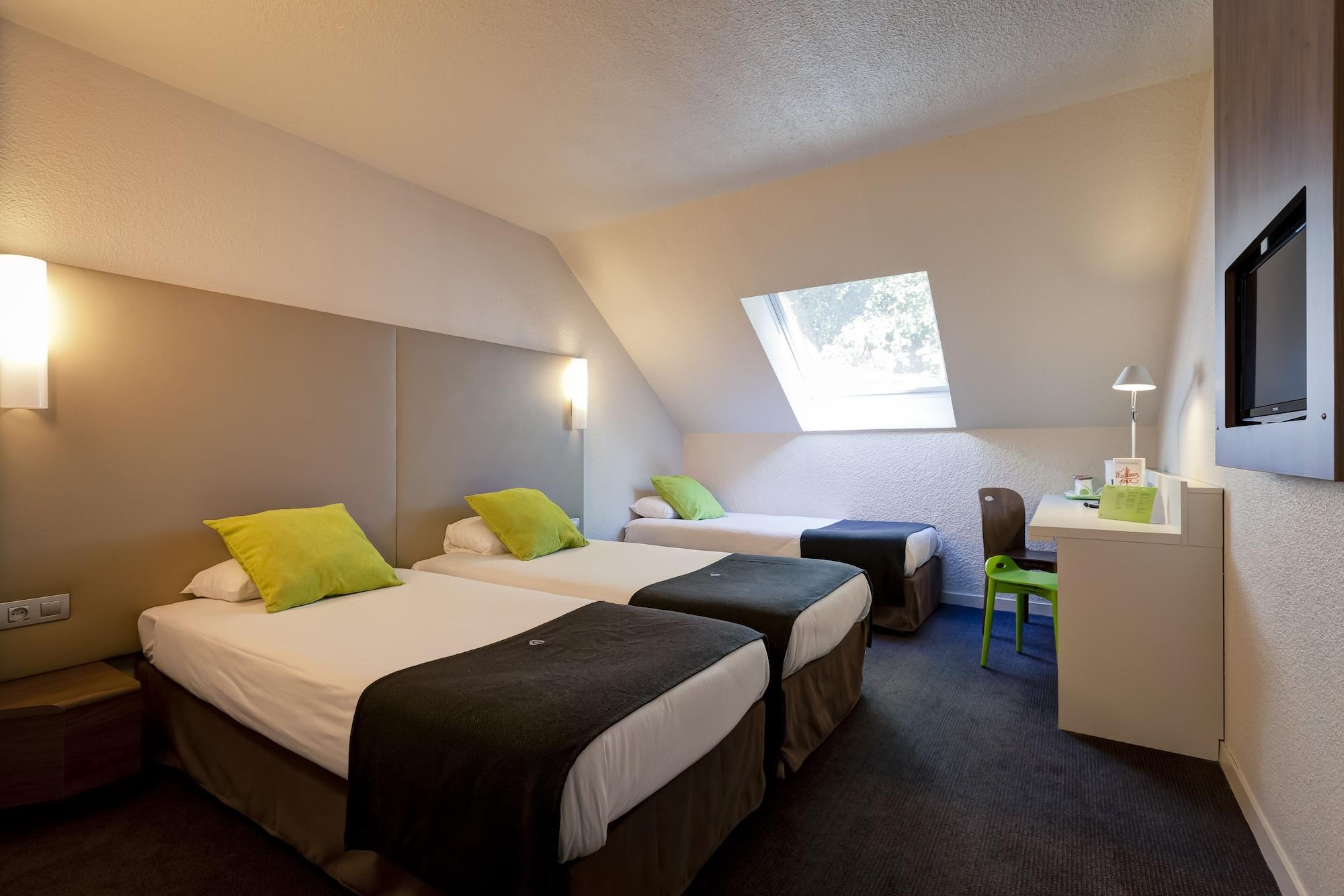Standard, Multiple Beds