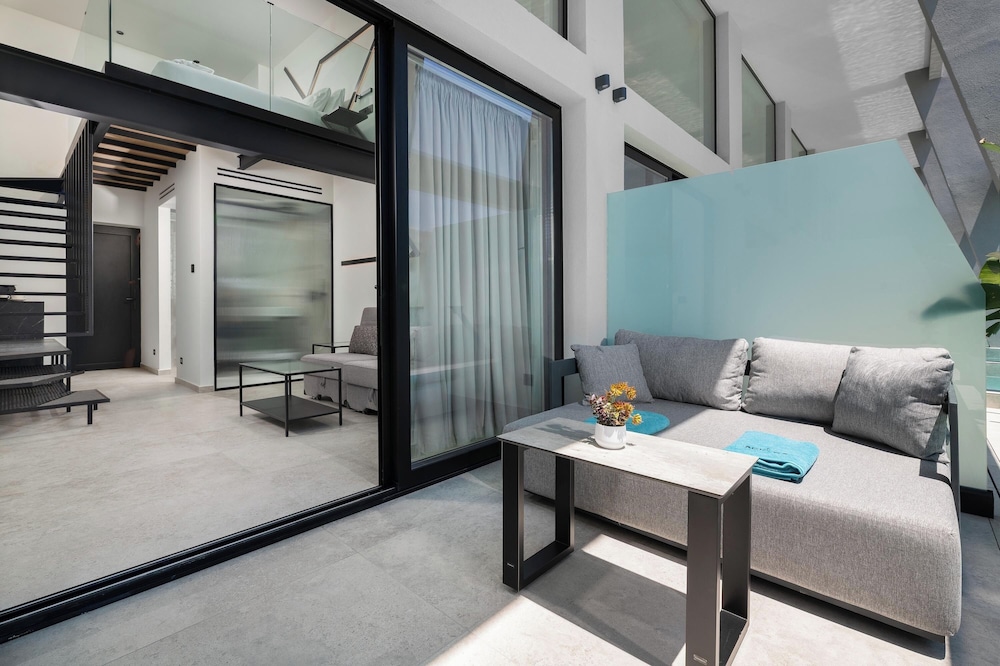 Agkyra Boutique Hotel 52/67