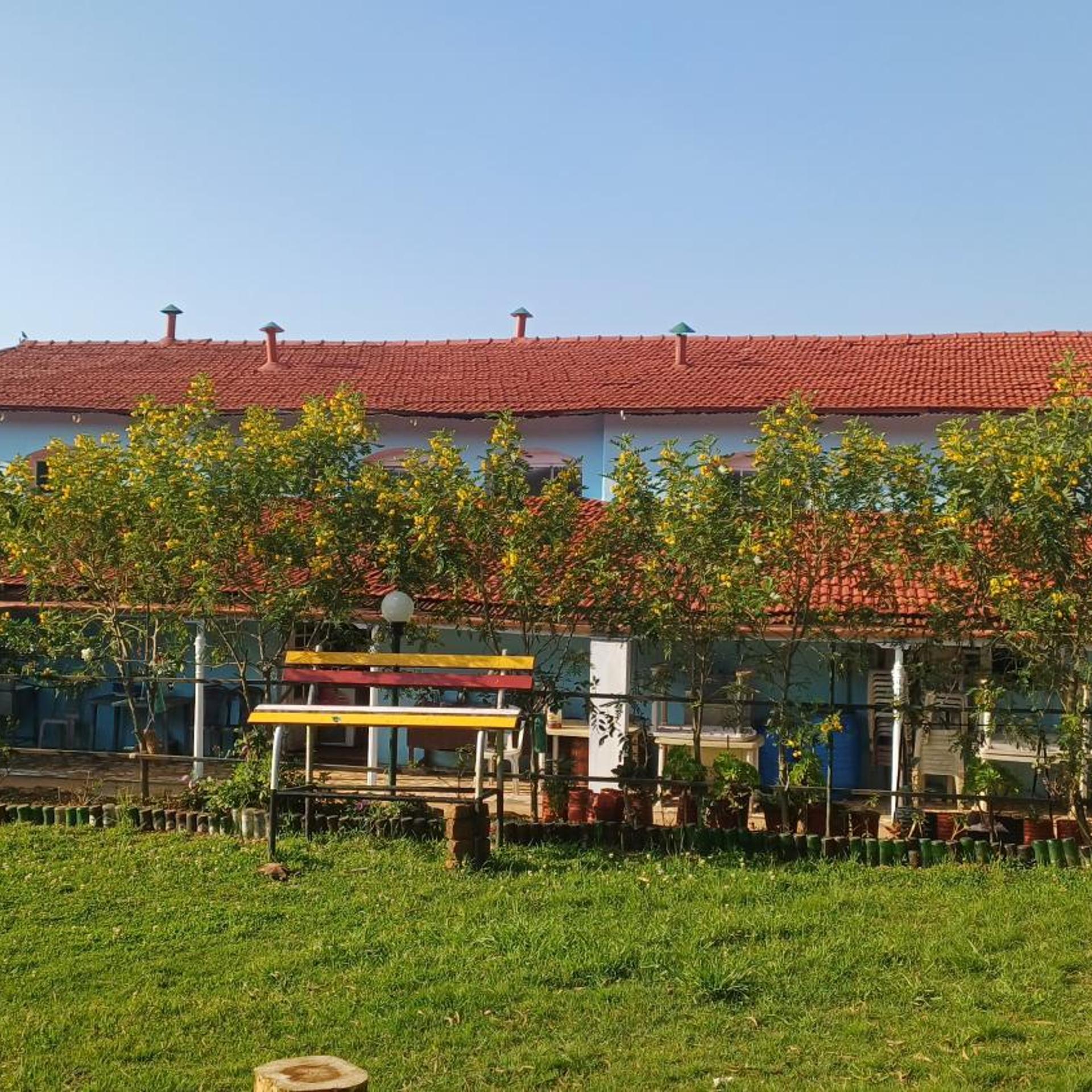 British Cliff Club Resort 43/45