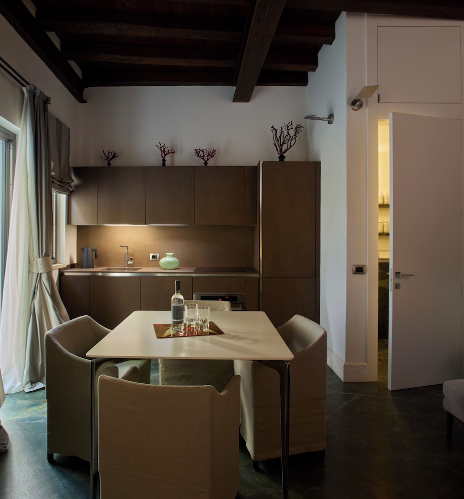 Palazzo delle Pietre Luxury Apartments 40/50