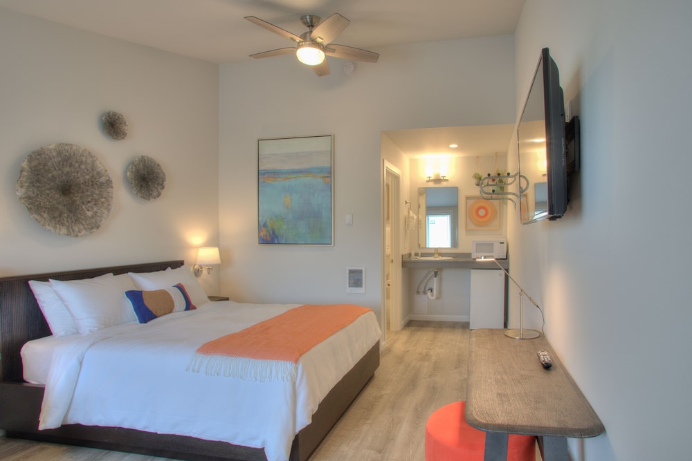Americas Best Value Inn Ocean Shores 11/25