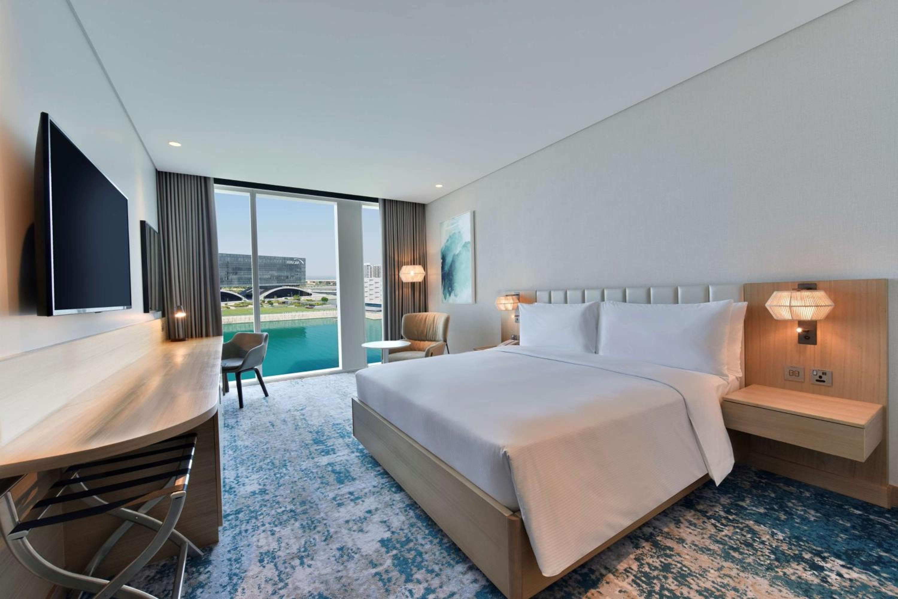 2 Bedrooms, Family, Suite, King Bed, Bay View