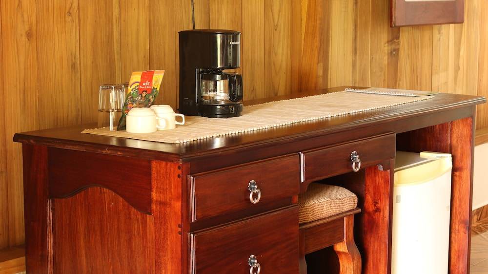Arenal History Inn 5/46