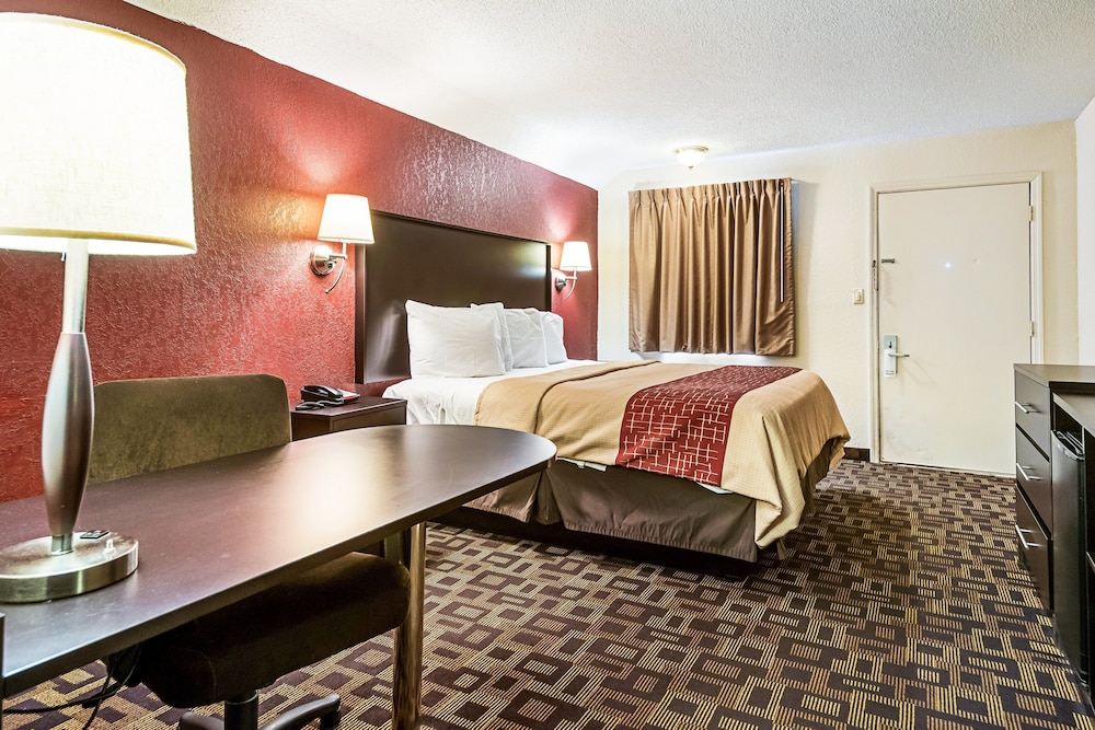 Red Roof Inn Anderson 19/37