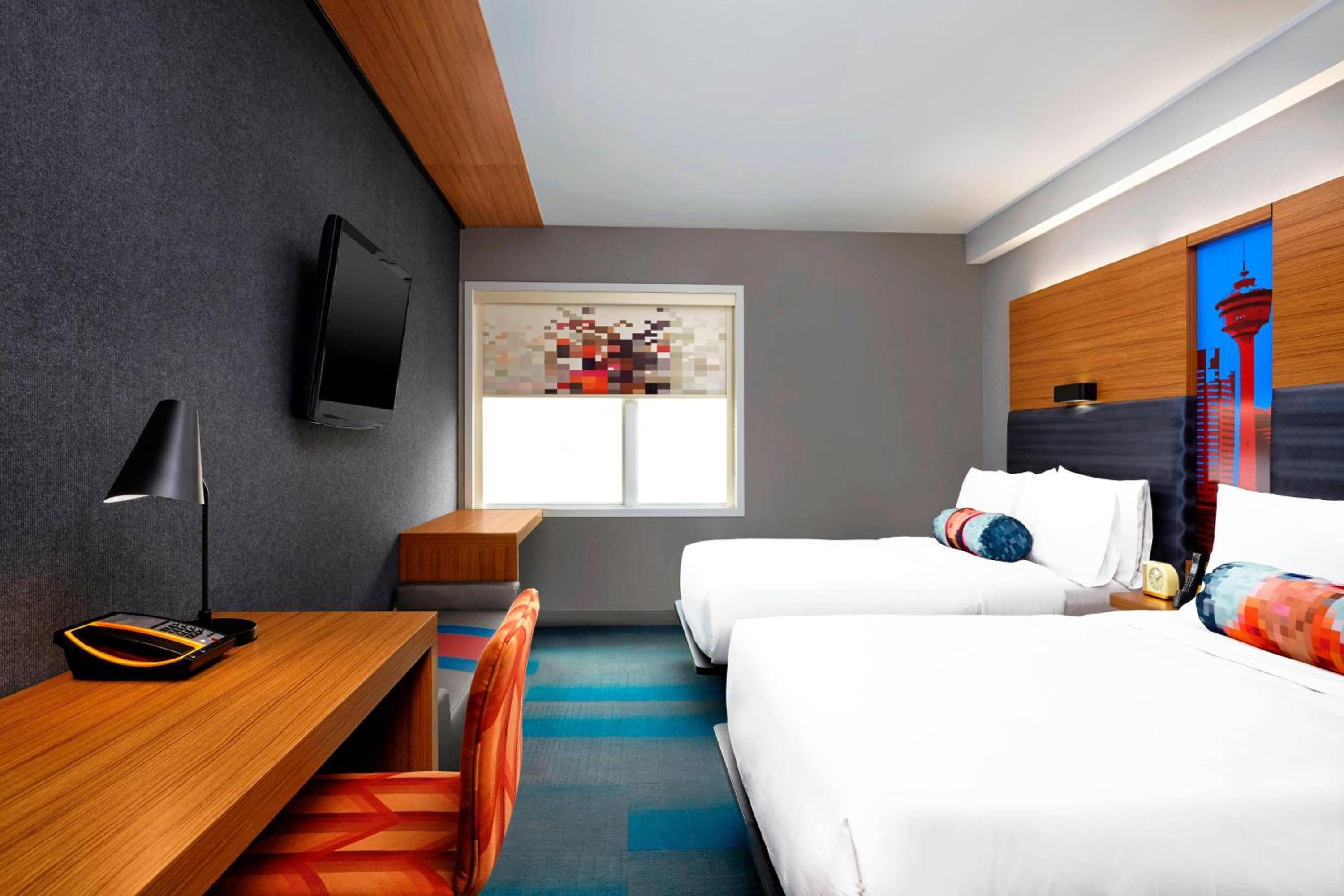 Aloft, Guest Room, 2 Queen Beds