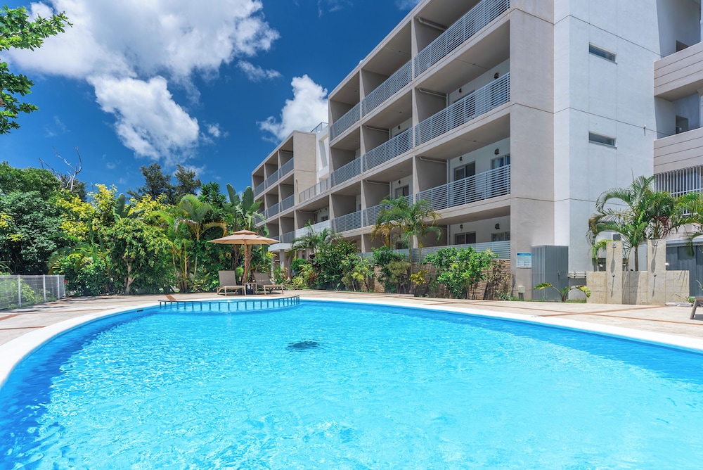 Odysis Onna Resort Hotel 11/72
