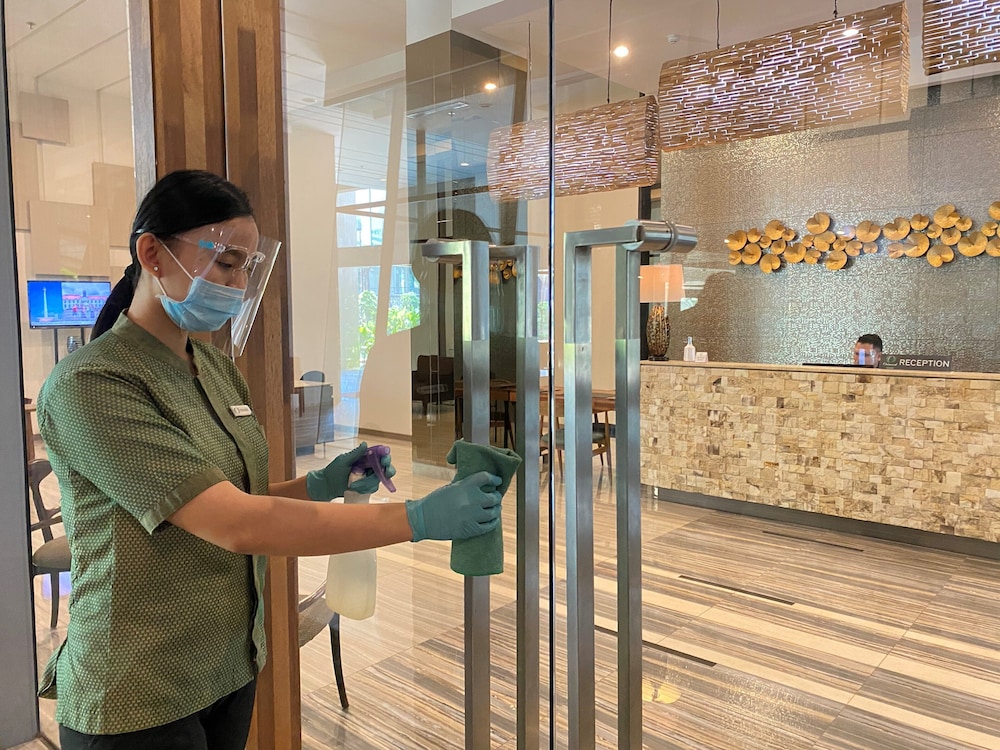 Grande Valore Hotel and Serviced Apartment (ex Oakwood Residence Cikarang) 9/68