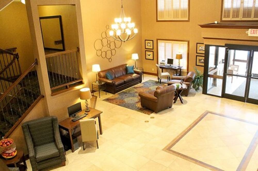 Auburn Place Hotel &amp; Suites - Paducah 13/26