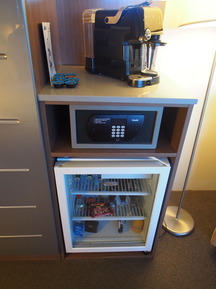 Mercure Sydney St Leonards 37/76