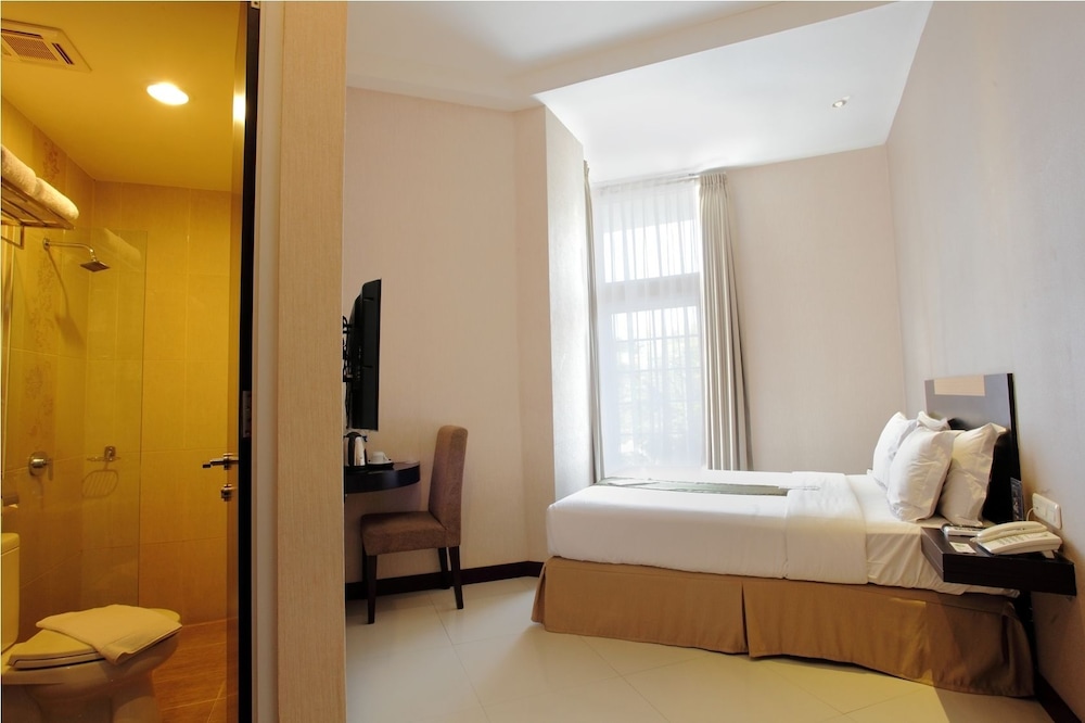 Vio Cimanuk Hotel 15/68
