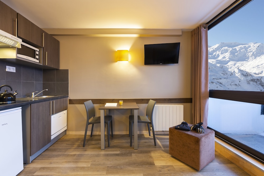 SOWELL RESIDENCES Cret Voland 26/50