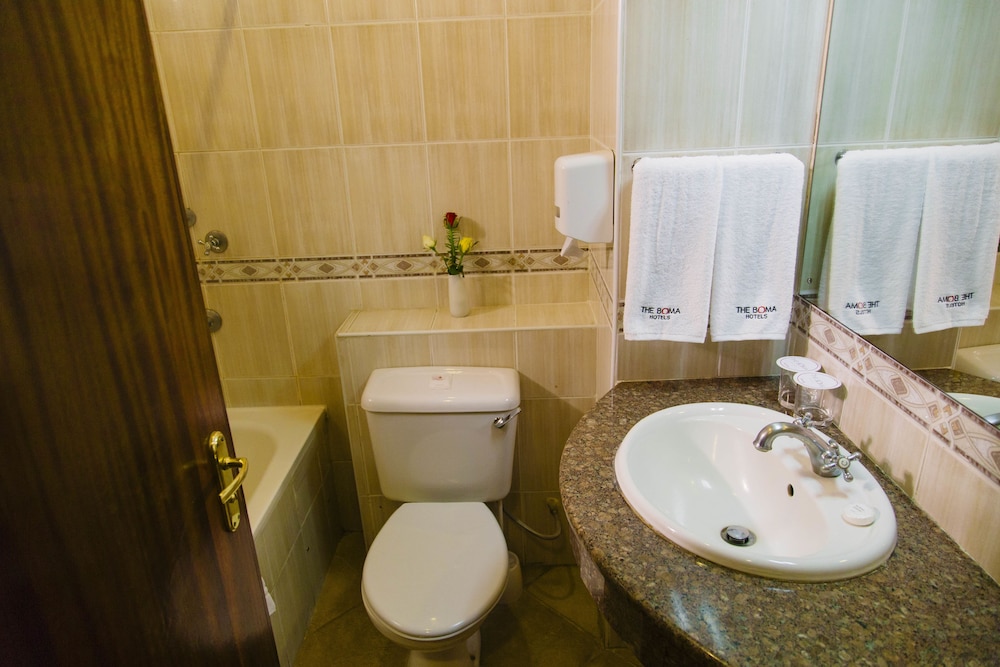 Boma Inn Nairobi 49/50