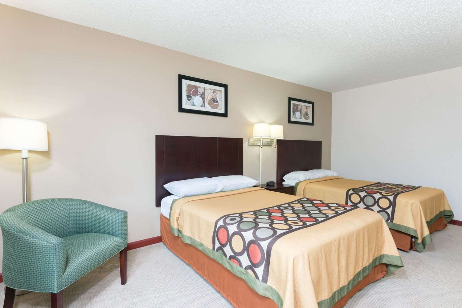 Super 8 by Wyndham Beaver Falls PA 6/10