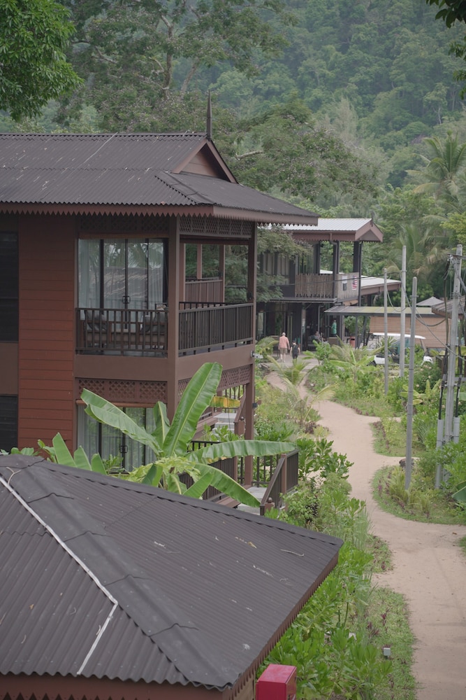 The Boathouse Pulau Tioman 6/63