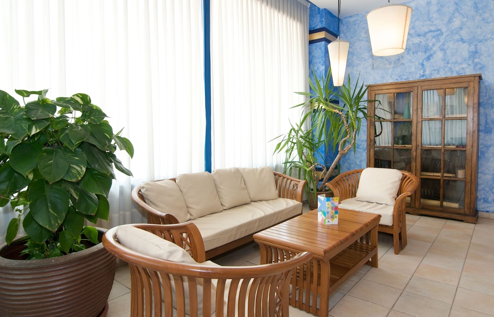 Hotel Piramide Salou 24/50