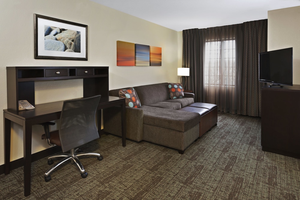Staybridge Suites Springfield South 54/61