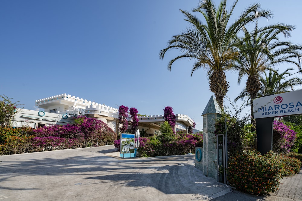 Miarosa Kemer Beach 67/73