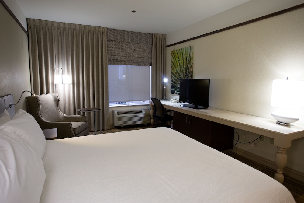 Hilton Garden Inn Bentonville Hotel 12/62
