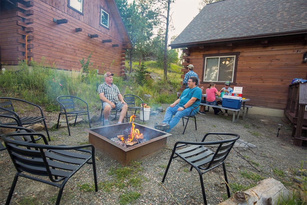 Freedom Ridge Cabins 36/54