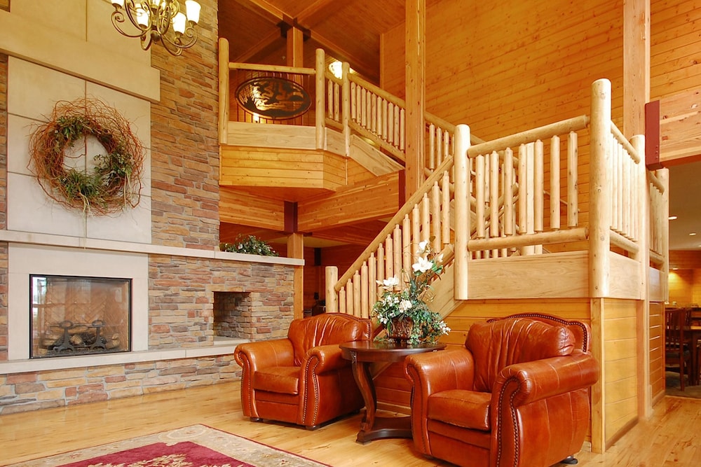 Norfolk Lodge Suites Ascend Hotel Collection 25/32