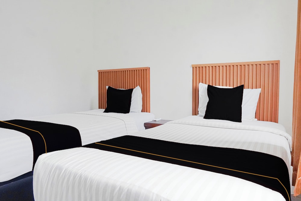 Hotel O near Transmart Padang (formerly Sulaiman Residence) 38/62