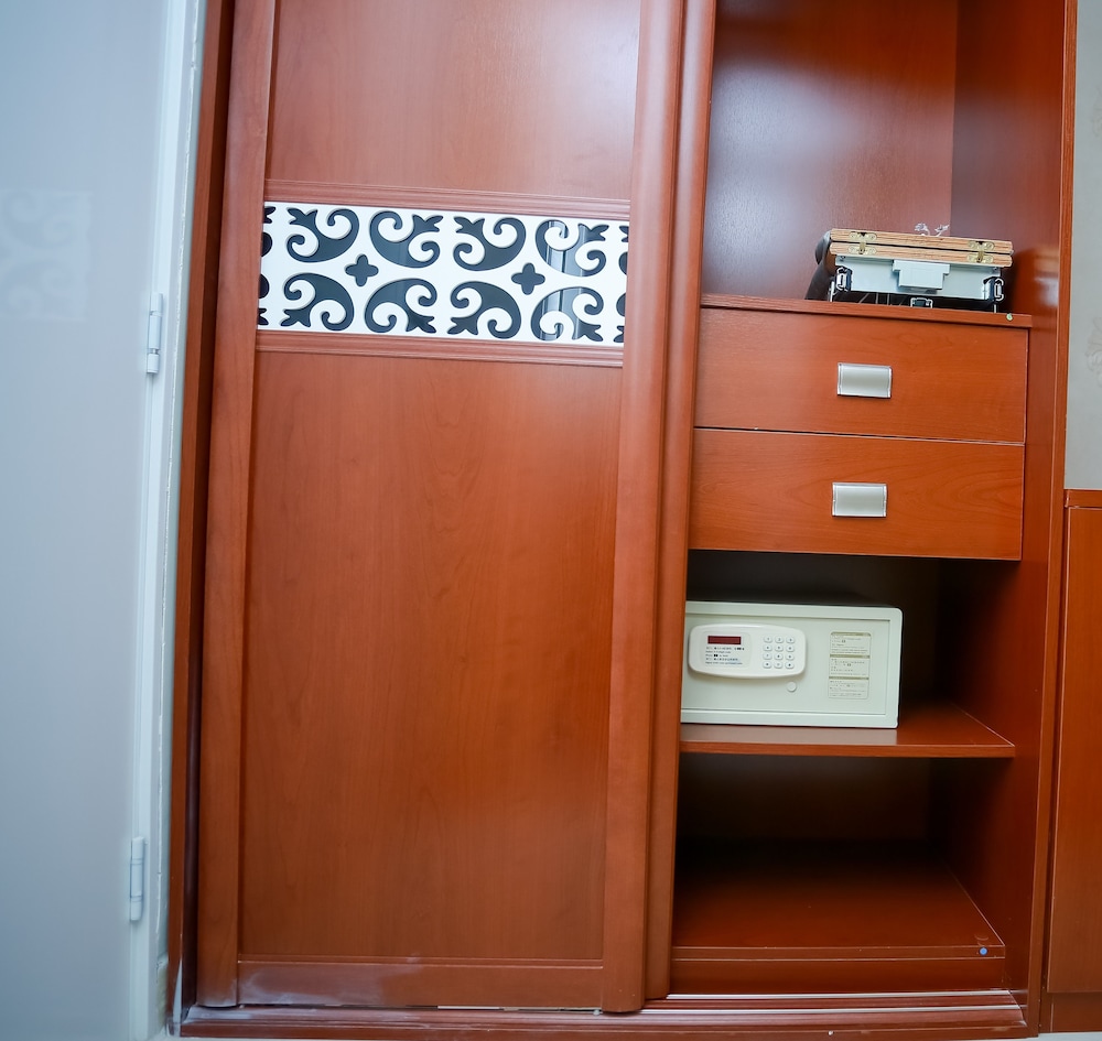 COVENTINA LAKE SUITES 28/65