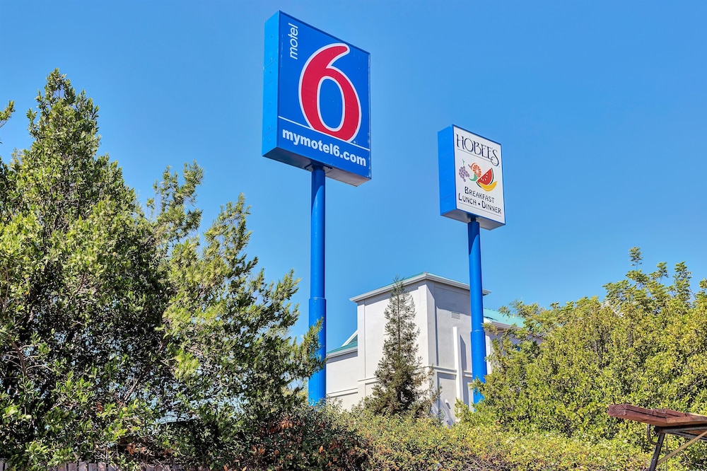 Motel6 Belmont, CA San Francisco Redwood City in BELMONT - CA